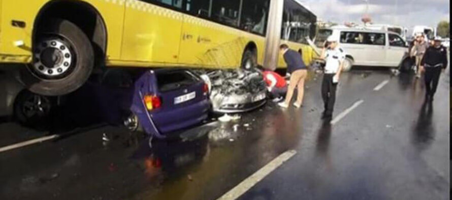 Metrobüs Kazaları Uyarıcı Olmalı Gerekli Önlemler Acilen Alınmalıdır