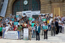 Trenlerimizi Beklemek İçin Haydarpaşa Garı’ndaydık